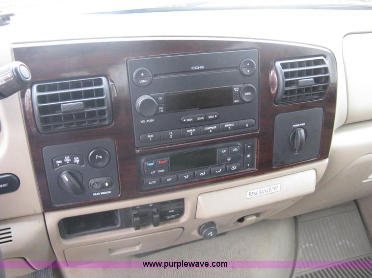 image for item A6182 2006 Ford F250 Lariat Super Duty King Ranch crew cab pickup truck