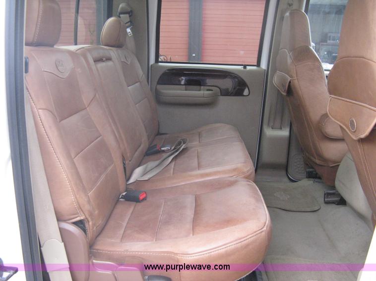 image for item A6182 2006 Ford F250 Lariat Super Duty King Ranch crew cab pickup truck