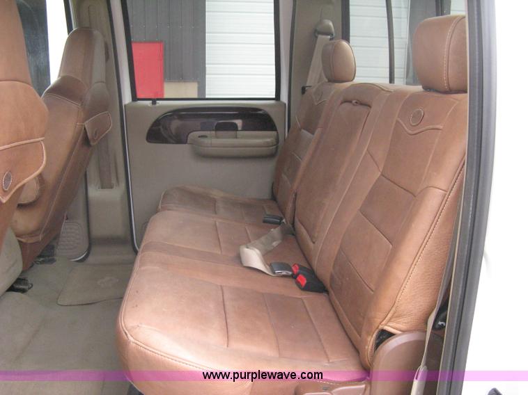 image for item A6182 2006 Ford F250 Lariat Super Duty King Ranch crew cab pickup truck