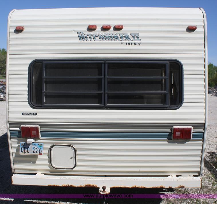 image for item A6604 1990 Nu-Wa Hitchhiker 25' fifth wheel camper
