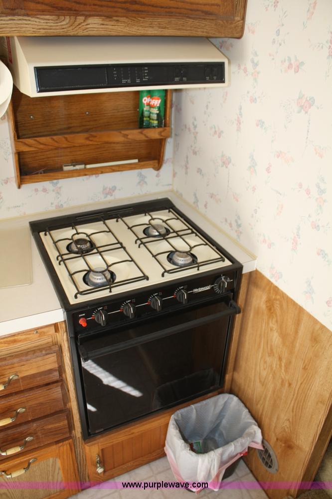 image for item A6604 1990 Nu-Wa Hitchhiker 25' fifth wheel camper