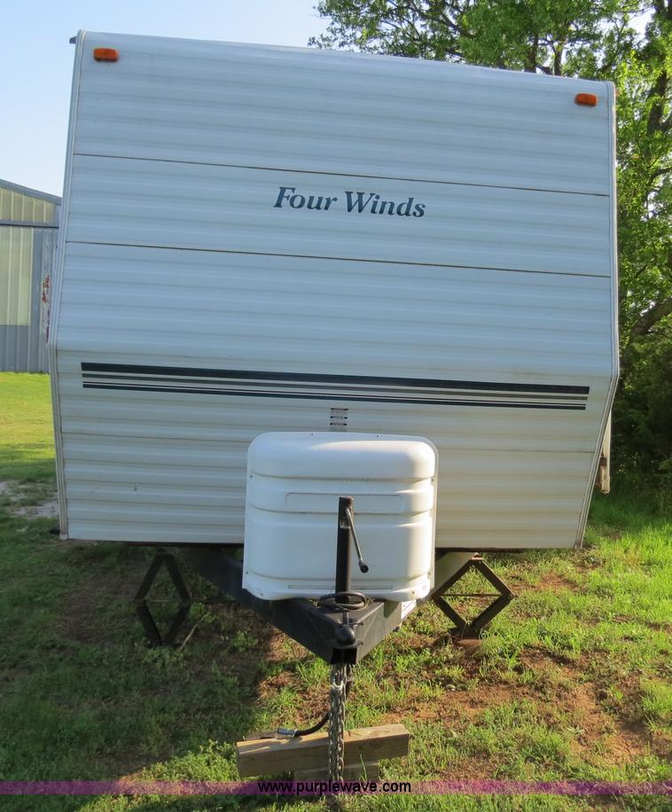 image for item B2278 2003 Fourwinds 31B-DSL 31' travel trailer