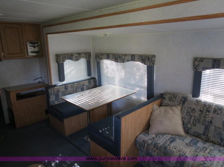 image for item B2278 2003 Fourwinds 31B-DSL 31' travel trailer