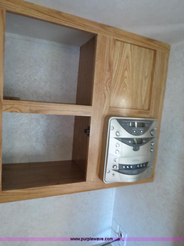 image for item B2278 2003 Fourwinds 31B-DSL 31' travel trailer