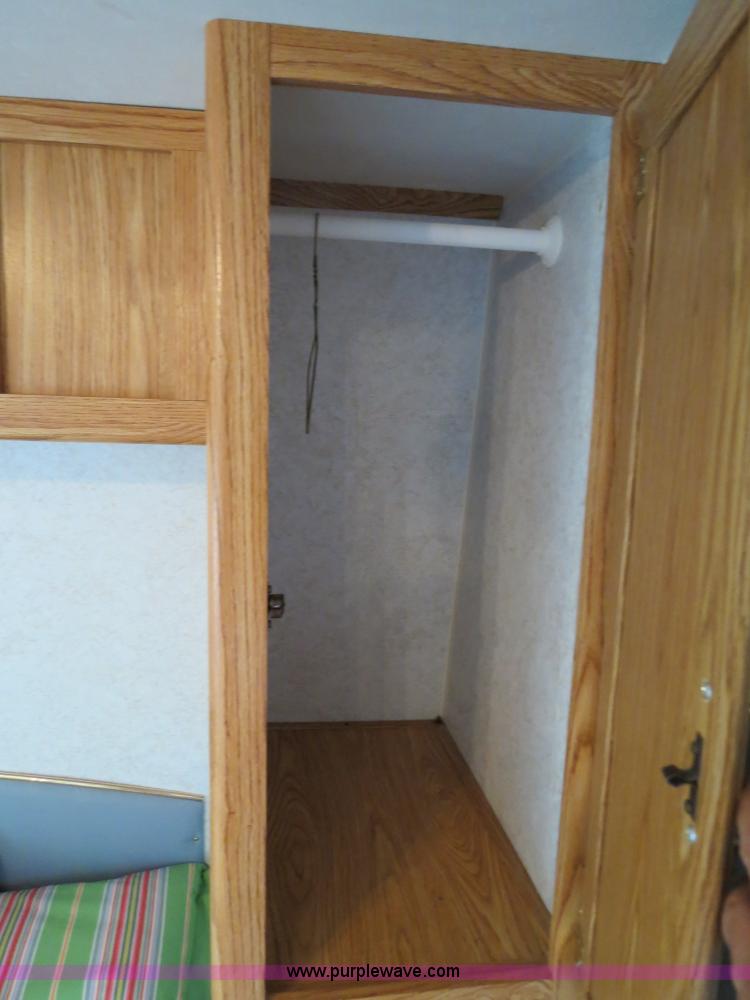 image for item B2278 2003 Fourwinds 31B-DSL 31' travel trailer