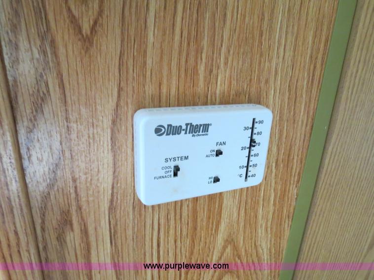 image for item B2278 2003 Fourwinds 31B-DSL 31' travel trailer