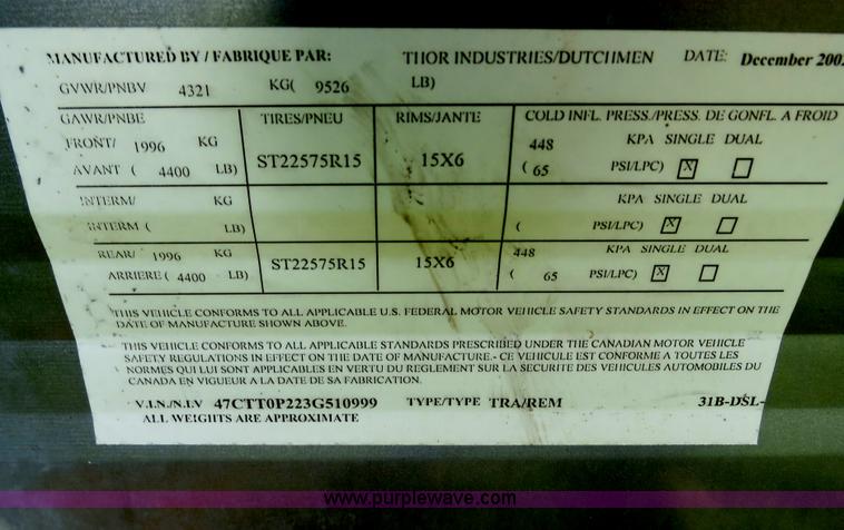 image for item B2278 2003 Fourwinds 31B-DSL 31' travel trailer