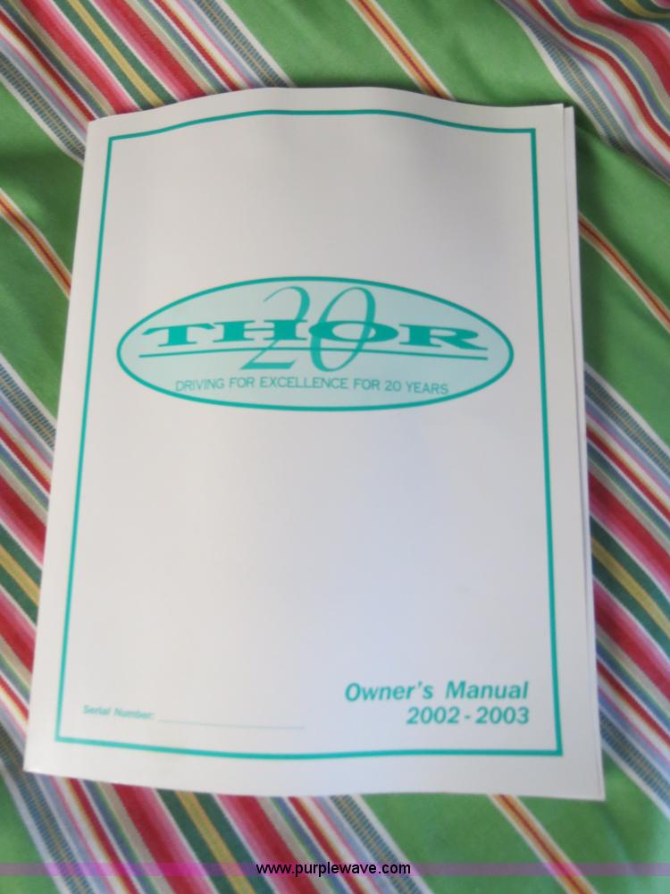 image for item B2278 2003 Fourwinds 31B-DSL 31' travel trailer