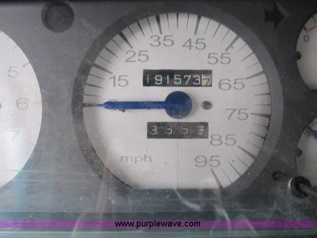 image for item B2649 1995 Jeep Cherokee Sport SUV