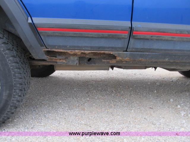 image for item B2649 1995 Jeep Cherokee Sport SUV