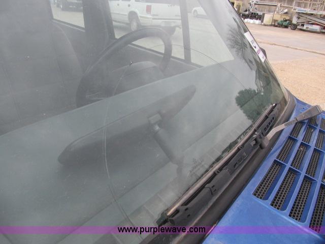 image for item B2649 1995 Jeep Cherokee Sport SUV