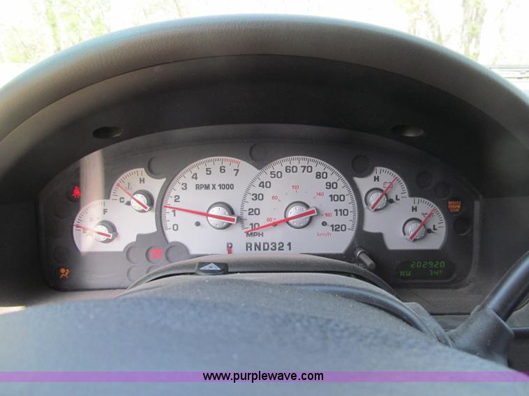 image for item B5125 2002 Mercury Mountaineer SUV