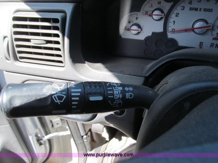 image for item B5125 2002 Mercury Mountaineer SUV