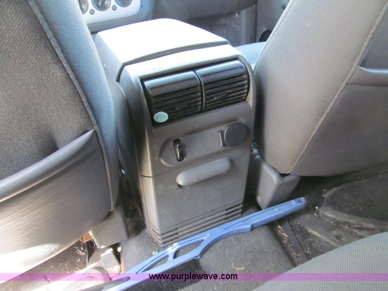 image for item B5125 2002 Mercury Mountaineer SUV