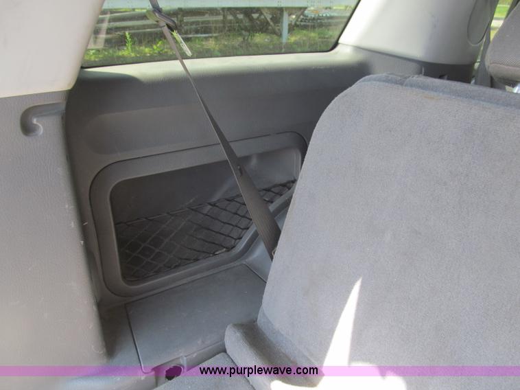 image for item B5125 2002 Mercury Mountaineer SUV