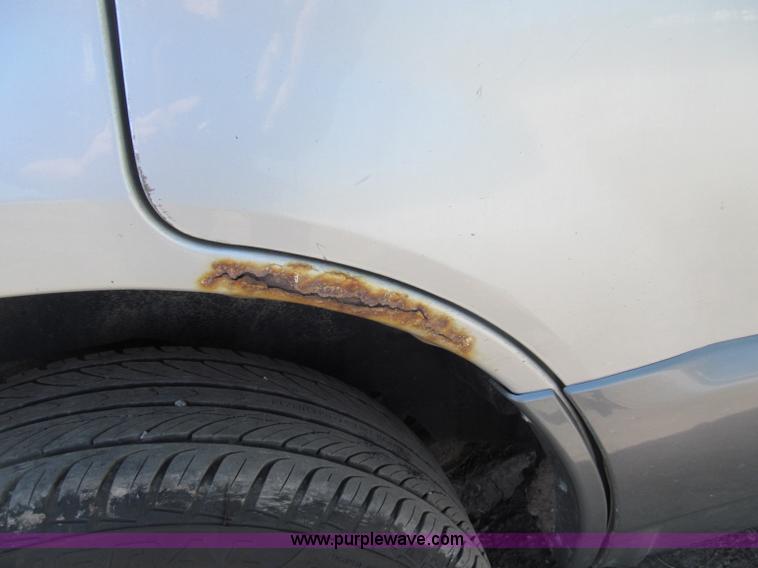 image for item B5125 2002 Mercury Mountaineer SUV