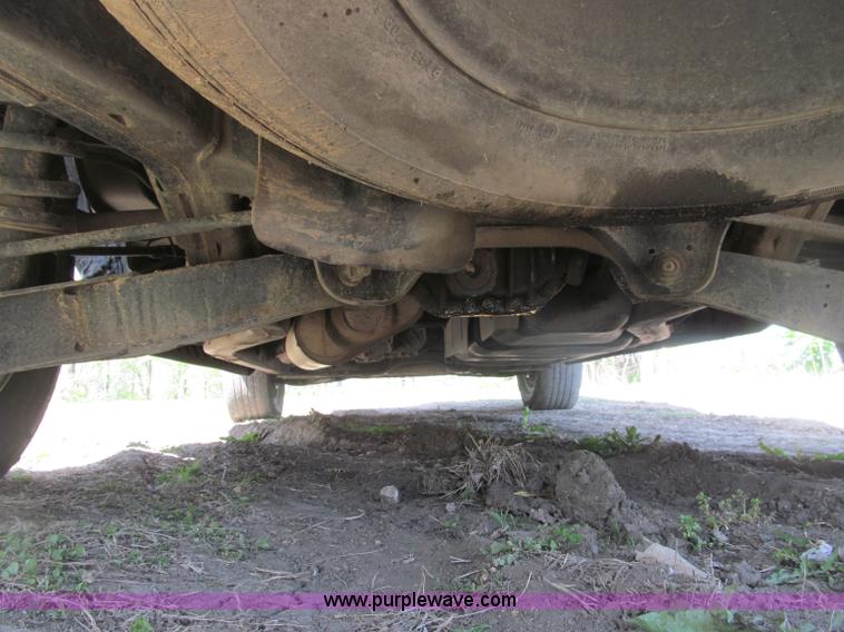 image for item B5125 2002 Mercury Mountaineer SUV