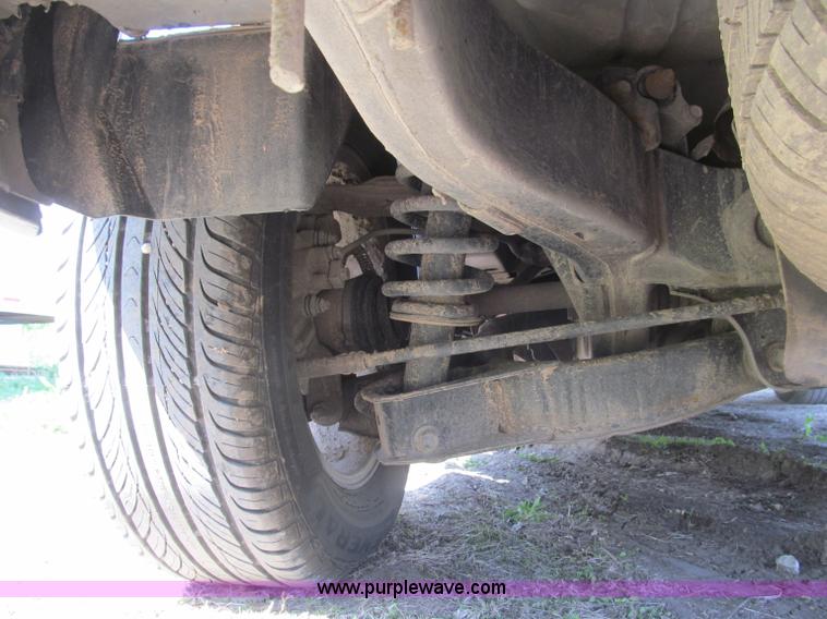 image for item B5125 2002 Mercury Mountaineer SUV