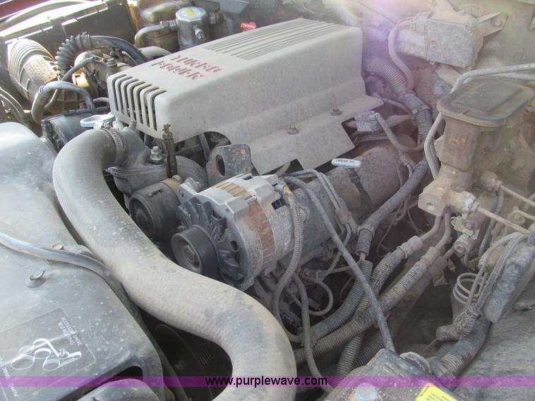 image for item B5127 1994 Chevrolet K3500 Silverado pickup truck