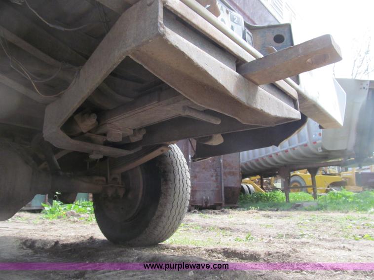 image for item B5127 1994 Chevrolet K3500 Silverado pickup truck