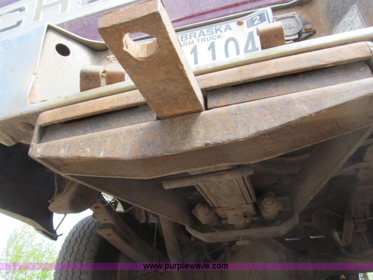 image for item B5127 1994 Chevrolet K3500 Silverado pickup truck