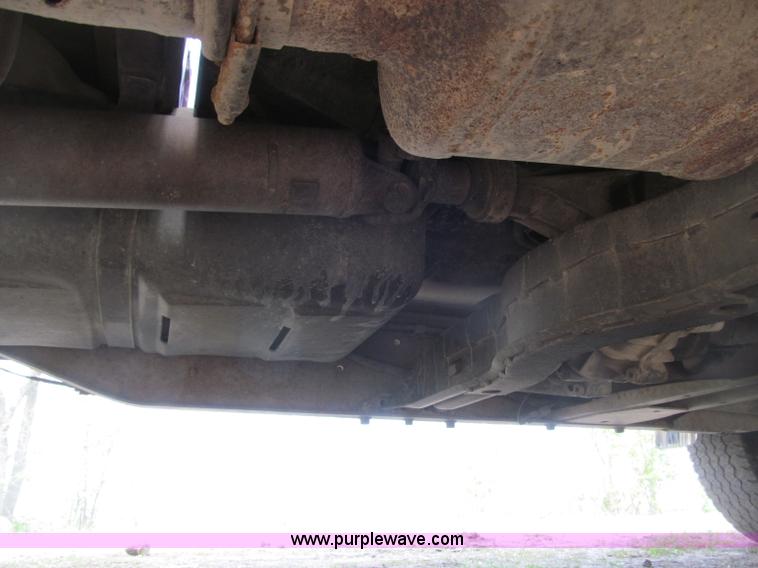 image for item B5127 1994 Chevrolet K3500 Silverado pickup truck