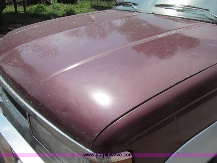 image for item B5127 1994 Chevrolet K3500 Silverado pickup truck