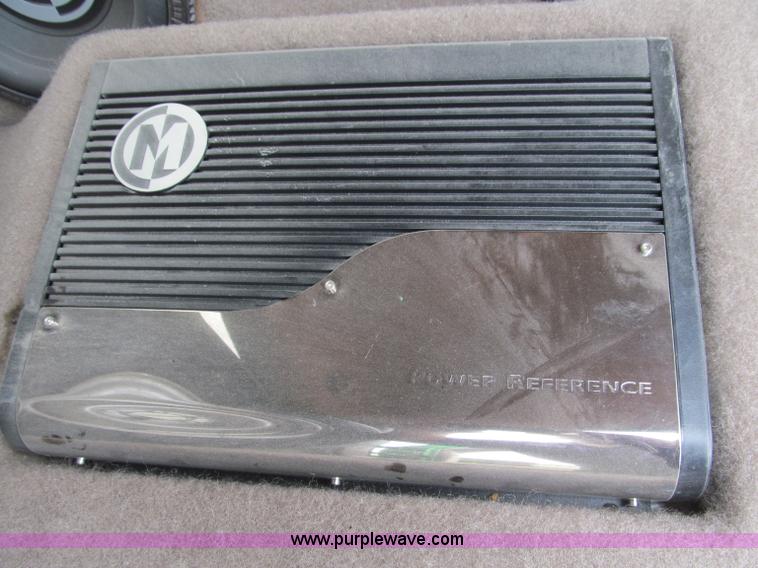 image for item B5128 1993 Chevrolet Suburban C1500 SUV