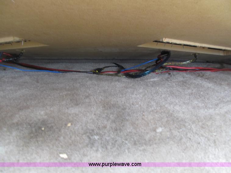 image for item B5128 1993 Chevrolet Suburban C1500 SUV