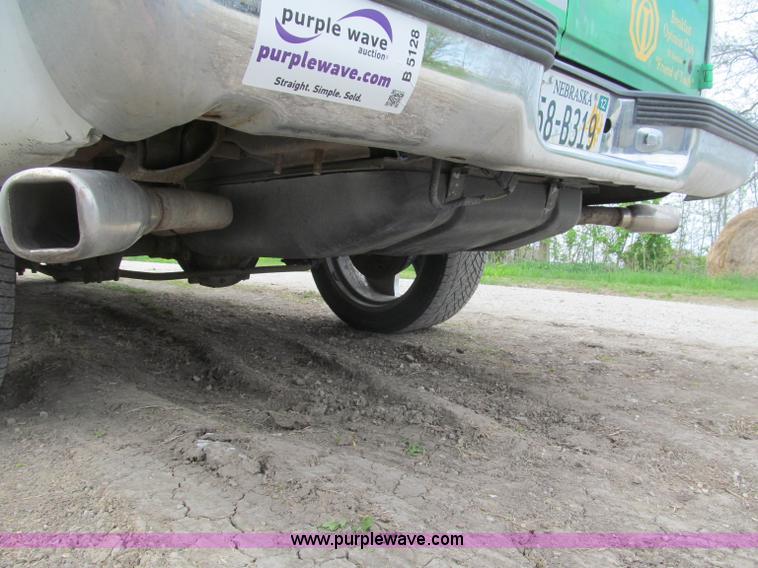 image for item B5128 1993 Chevrolet Suburban C1500 SUV
