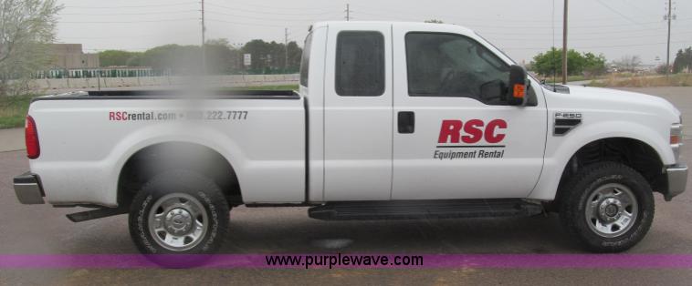 image for item B5129 2008 Ford F250 XLT Super Duty SuperCab pickup truck