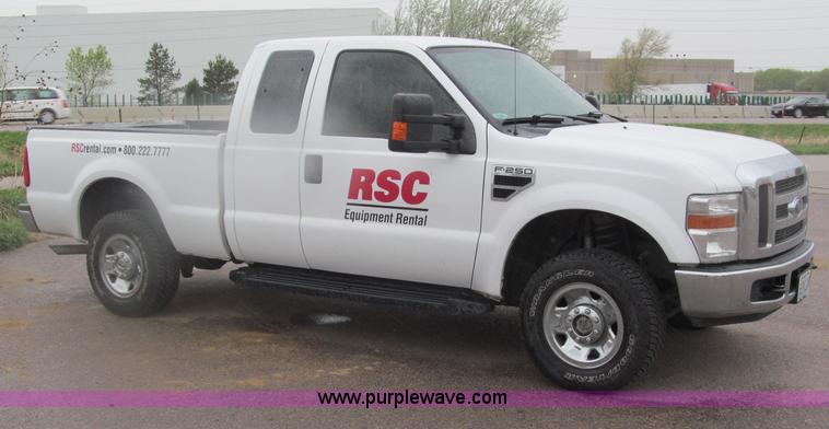 image for item B5129 2008 Ford F250 XLT Super Duty SuperCab pickup truck