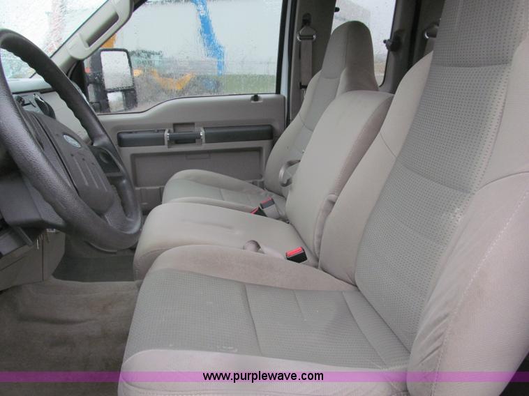 image for item B5129 2008 Ford F250 XLT Super Duty SuperCab pickup truck
