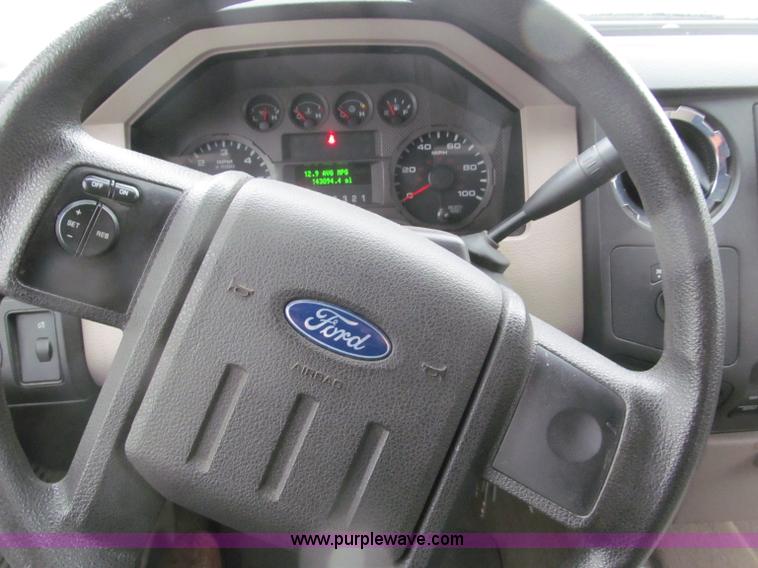 image for item B5129 2008 Ford F250 XLT Super Duty SuperCab pickup truck