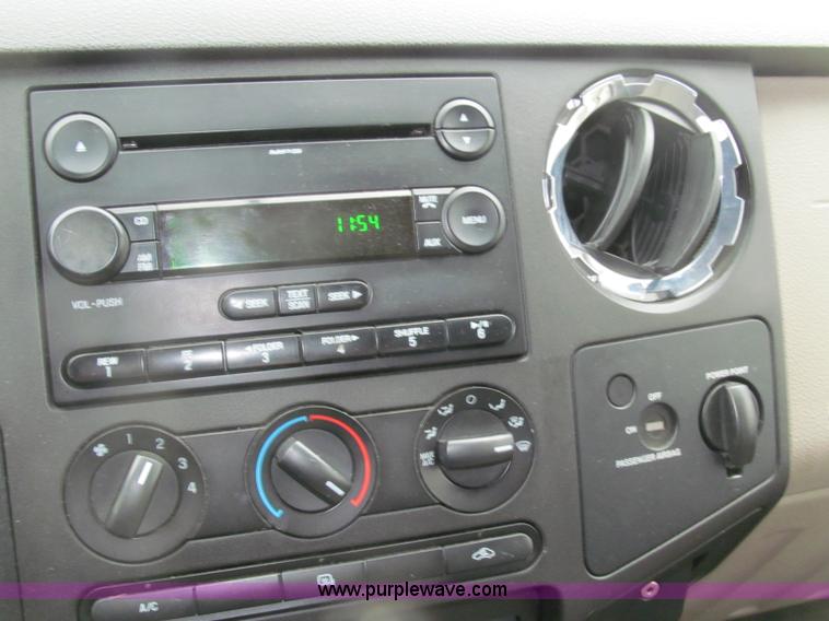 image for item B5129 2008 Ford F250 XLT Super Duty SuperCab pickup truck