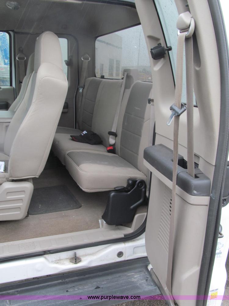 image for item B5129 2008 Ford F250 XLT Super Duty SuperCab pickup truck