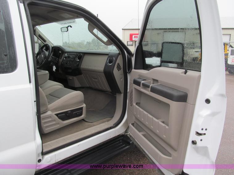 image for item B5129 2008 Ford F250 XLT Super Duty SuperCab pickup truck