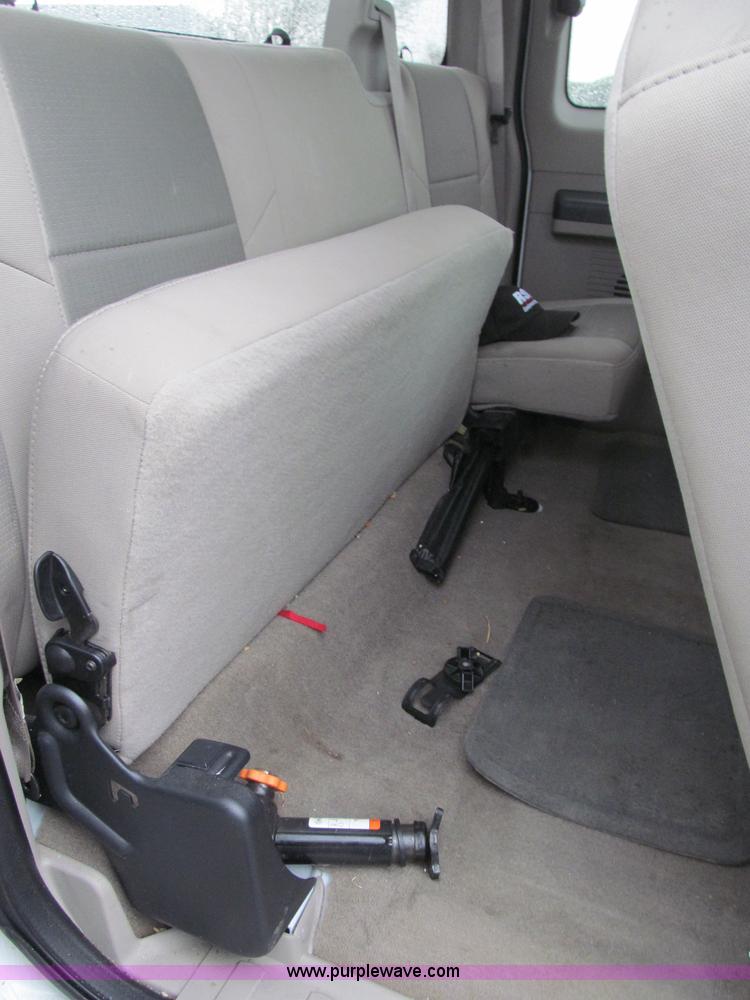 image for item B5129 2008 Ford F250 XLT Super Duty SuperCab pickup truck