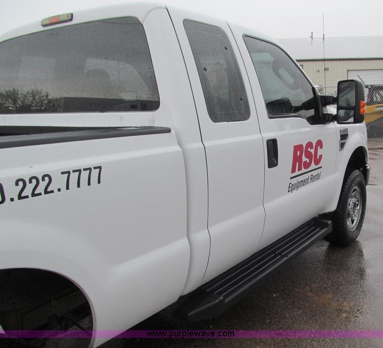 image for item B5129 2008 Ford F250 XLT Super Duty SuperCab pickup truck