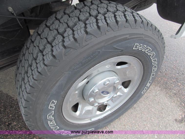 image for item B5129 2008 Ford F250 XLT Super Duty SuperCab pickup truck