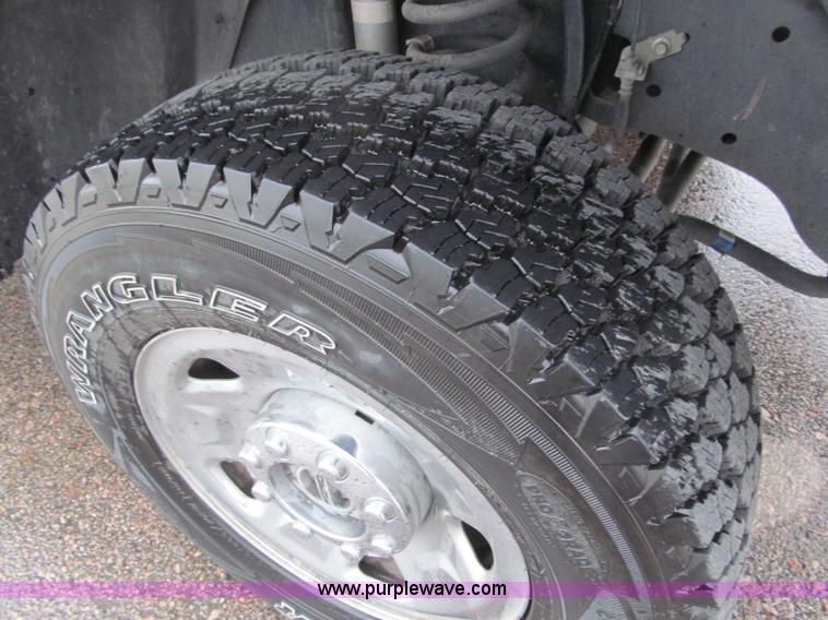 image for item B5129 2008 Ford F250 XLT Super Duty SuperCab pickup truck