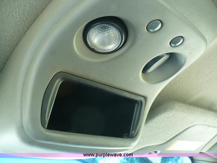 image for item B6316 2000 Chevrolet Silverado K2500 LS pickup truck