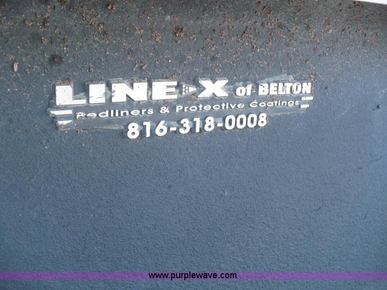 image for item B6317 2000 Ford F250 XLT Super Duty pickup truck