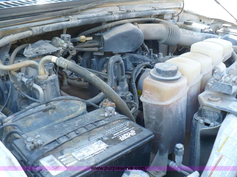 image for item B6317 2000 Ford F250 XLT Super Duty pickup truck