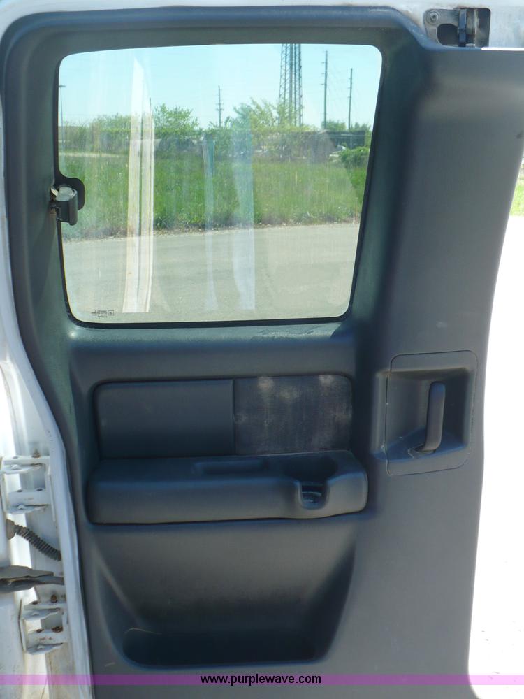 image for item B6321 2001 Chevrolet Silverado K1500 Z71 Off Road extended cab pickup truck