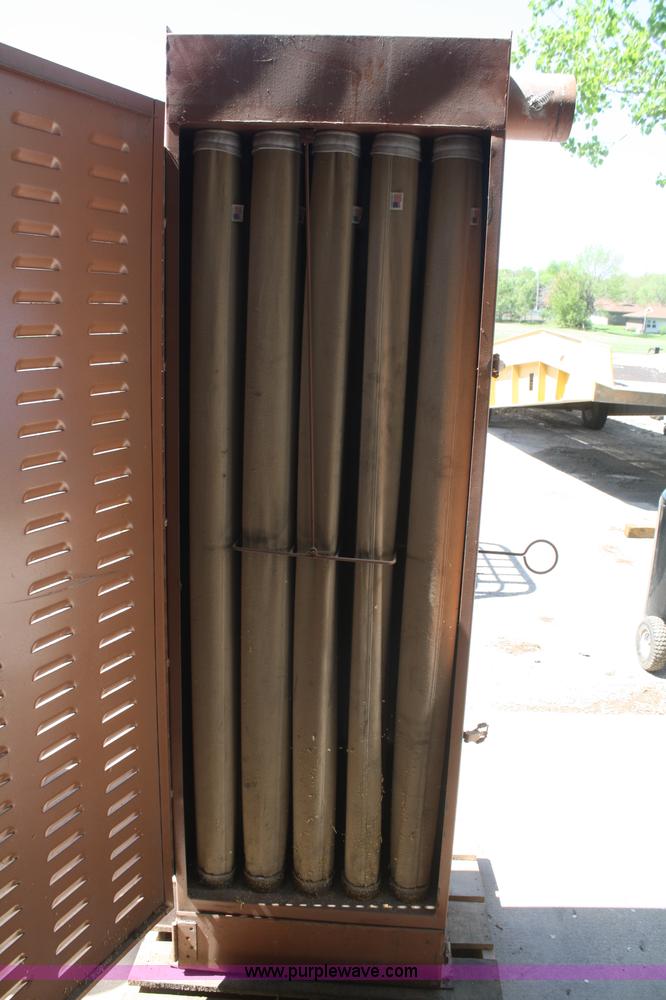 image for item B6517 Zero sand blasting cabinet