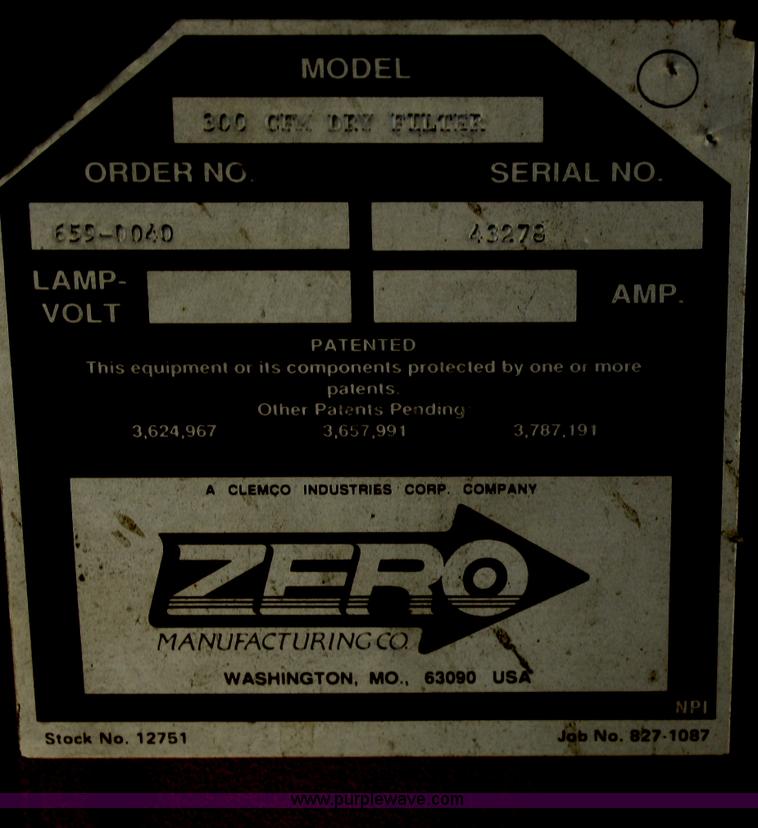 image for item B6517 Zero sand blasting cabinet