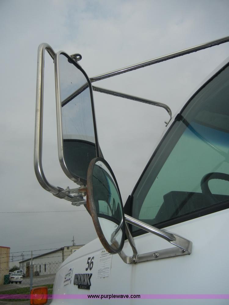 image for item C4265 1996 Chevrolet Kodiak insulation truck