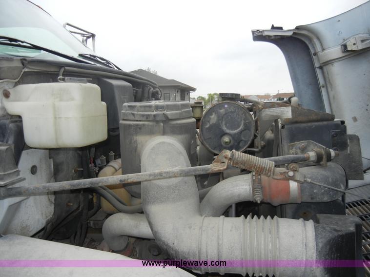 image for item C4265 1996 Chevrolet Kodiak insulation truck