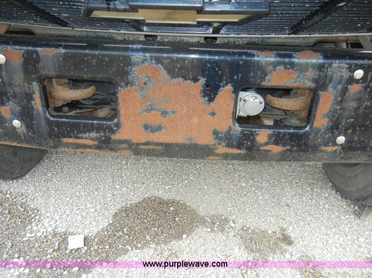 image for item C4265 1996 Chevrolet Kodiak insulation truck